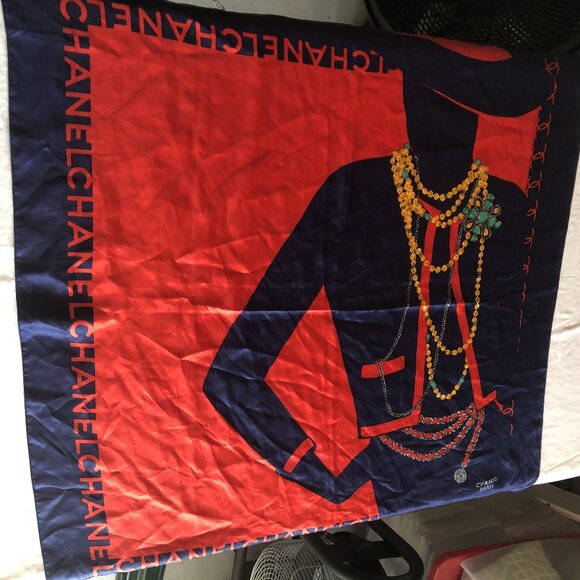 VINTAGE Silk 35" Chanel Paris Scarf with Coca Chanel Portrait READ LISTING - Picture 1 of 7